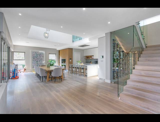 4 BEDROOM CLUSTER FOR SALE IN SUNSET ACRES